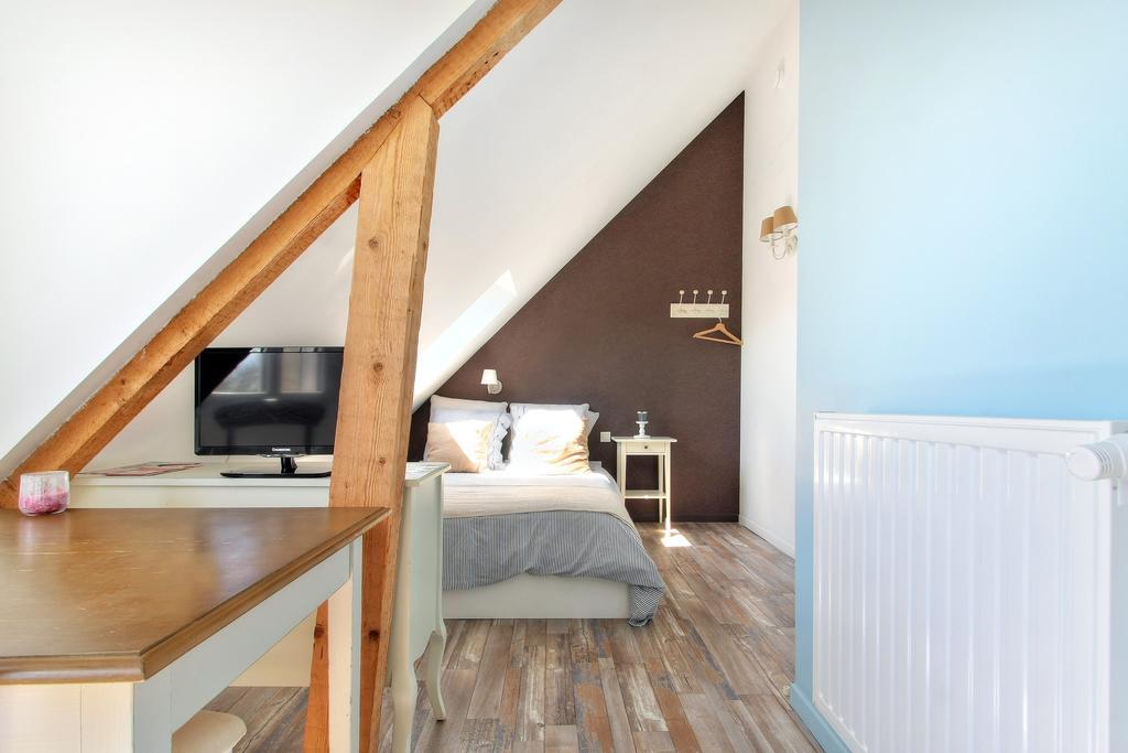 Les Gites D'Emilie Melesse Exterior foto